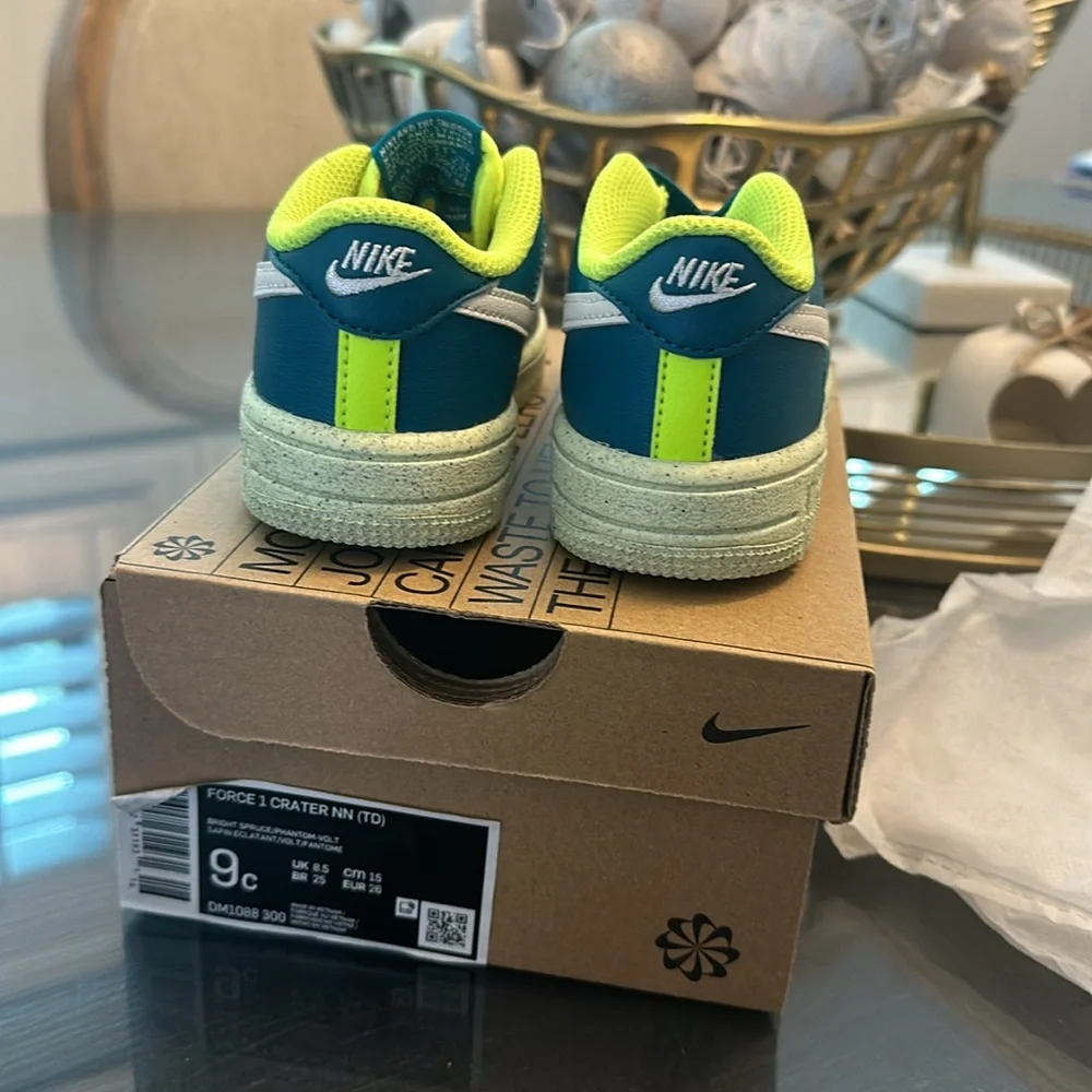 Nike Kids Teal and Neon Yellow White Swoosh Sneakers